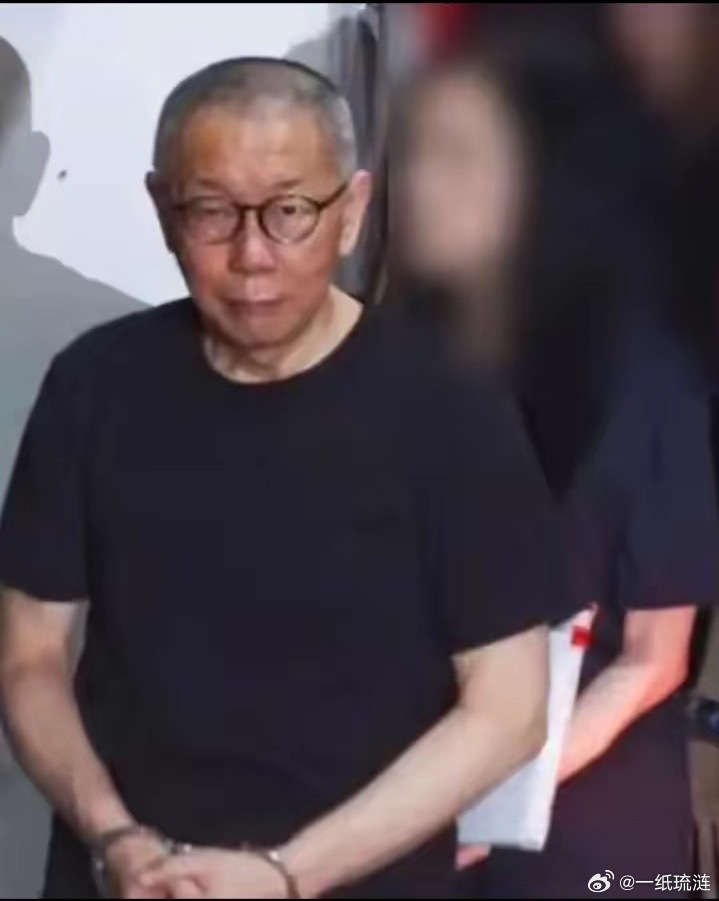 快点进去吧，柯文哲十年以上或者无期徒刑。比较蔡正元大陆人民一片惋惜，柯文哲？算了