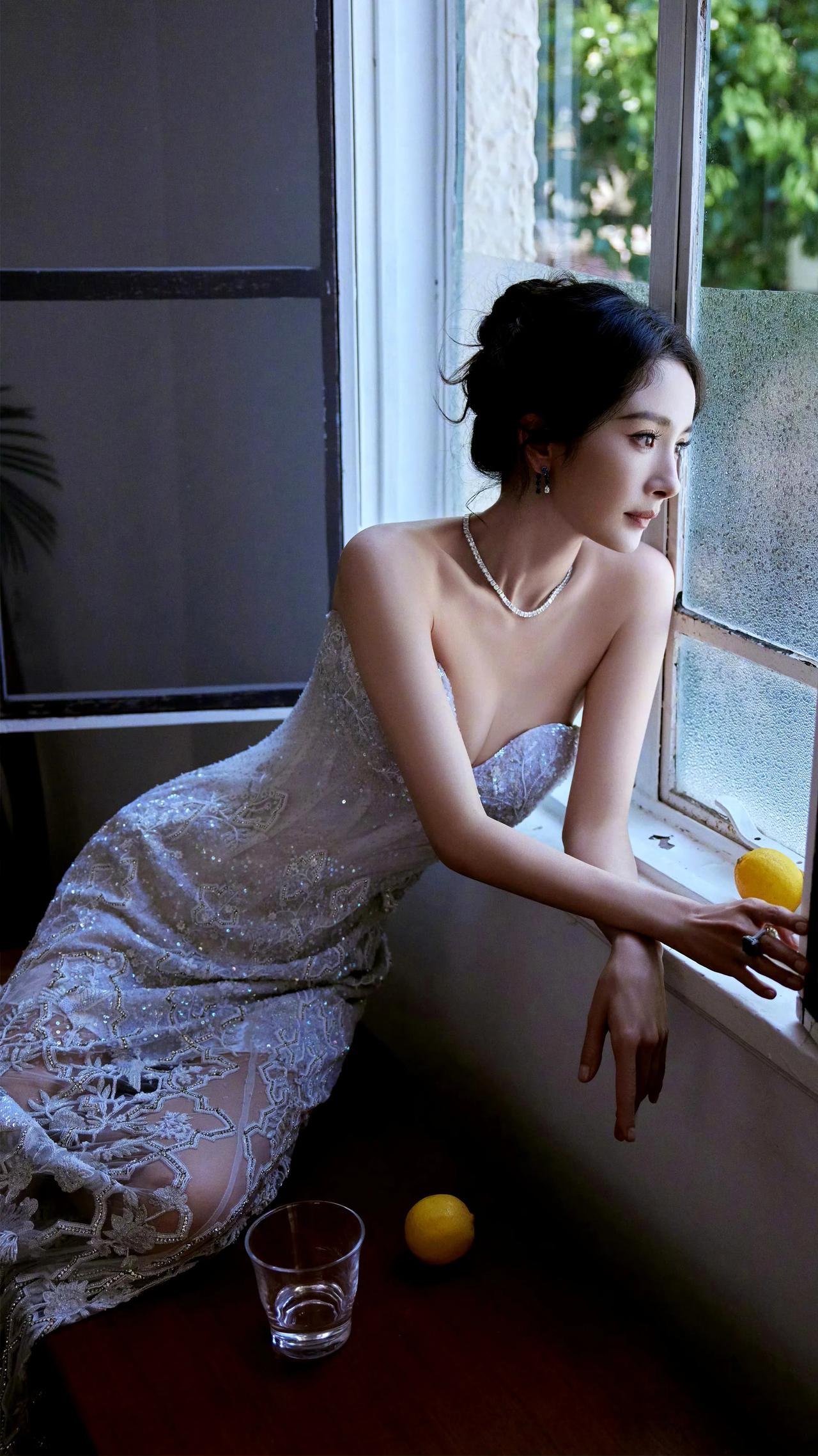 杨幂美照杨幂 气质女明星 女神 超级迷人美女 高颜值最美女神 女明星绝美风采 明