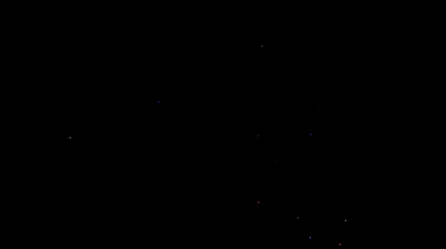 今天英仙座流星雨，100张堆栈后，我以为拍到了，结果是手机屏的划痕.......