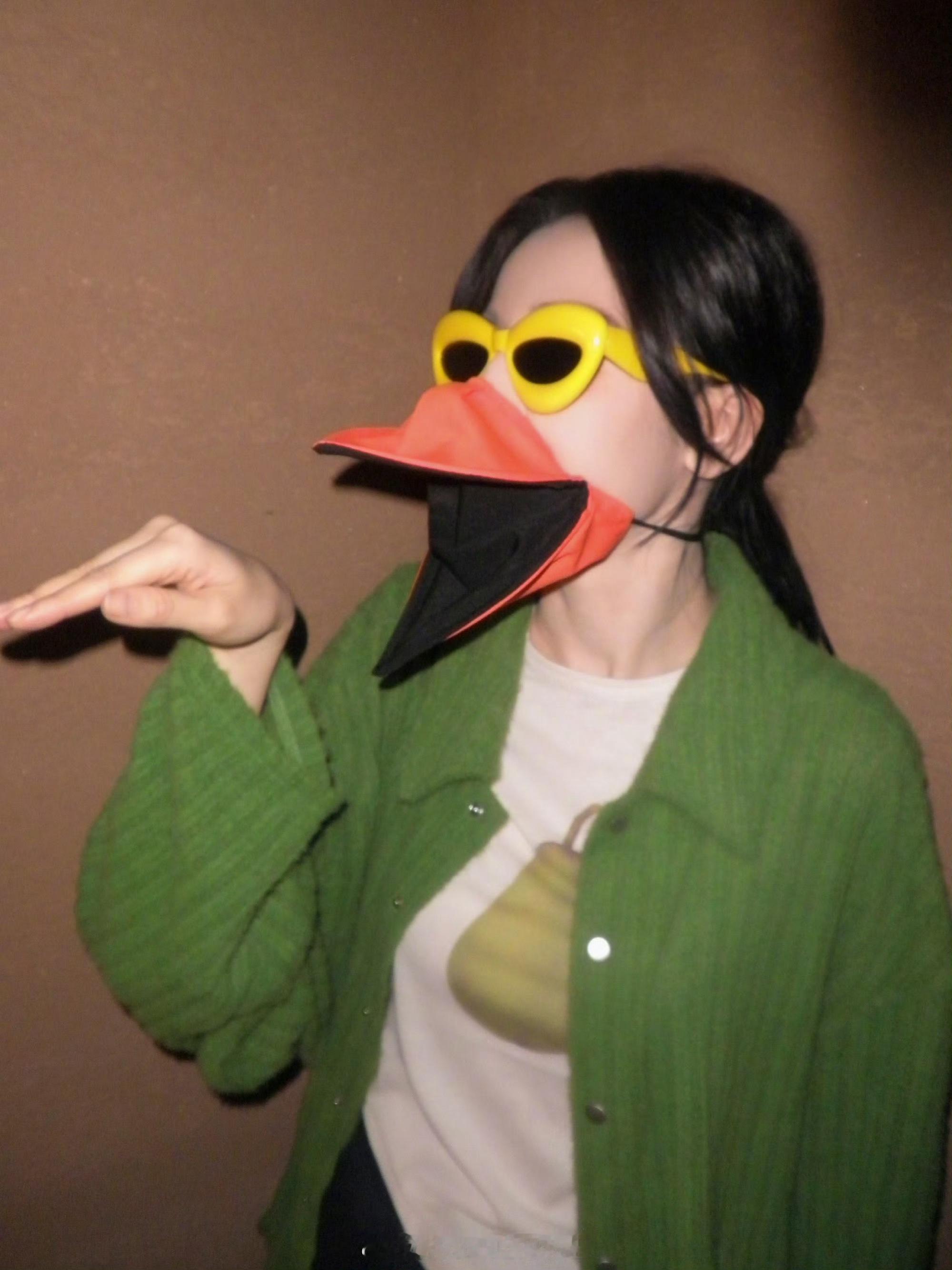 热巴cos高雅人士热巴cos高雅企鹅 宝宝，你萌！守护这个高雅人士