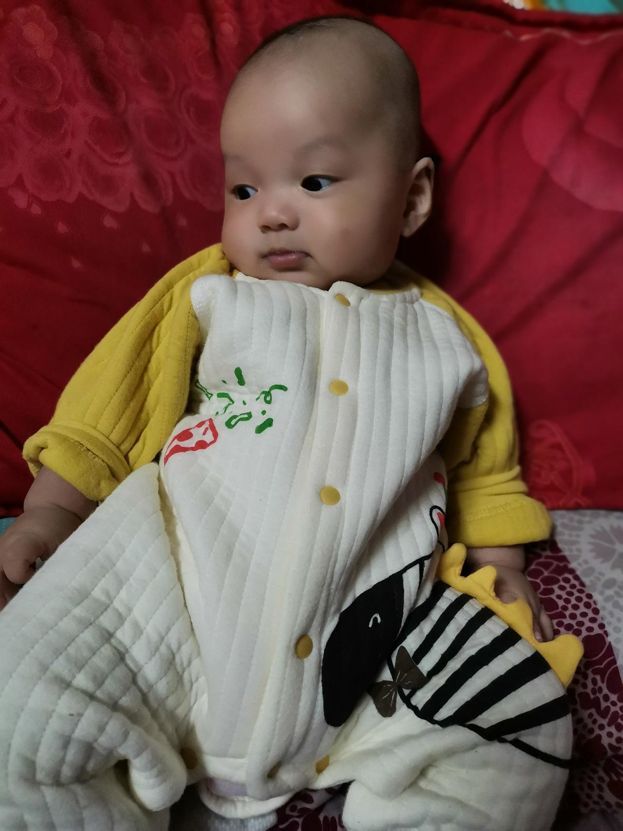 萌娃初见，温暖瞬间，幸福满满💕