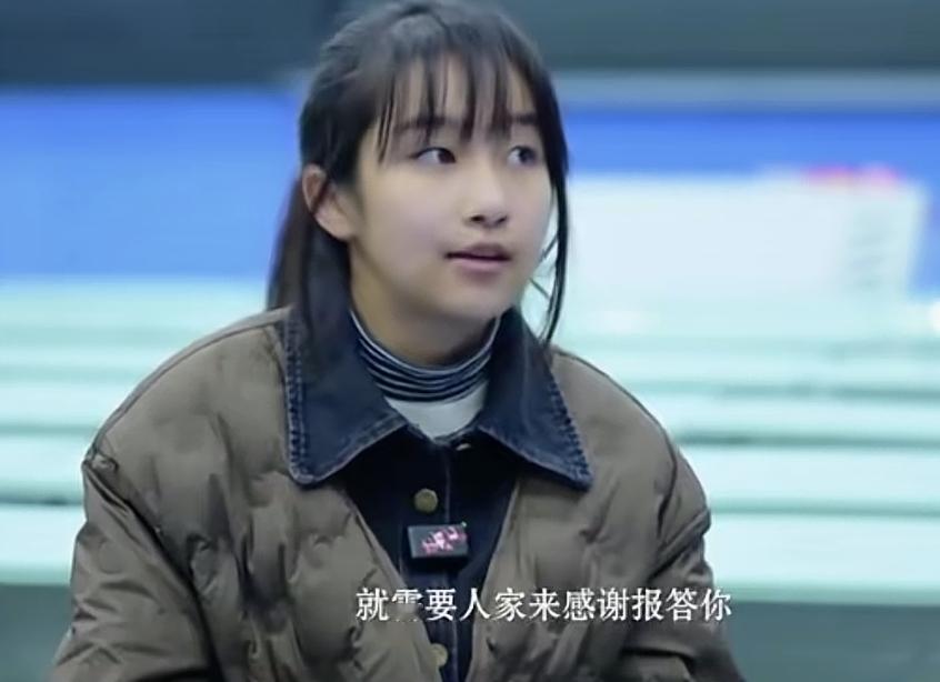 13岁的李佳婷说，生命第一，做某件善事不一定需要留名和别人的报答感谢，如果那天没