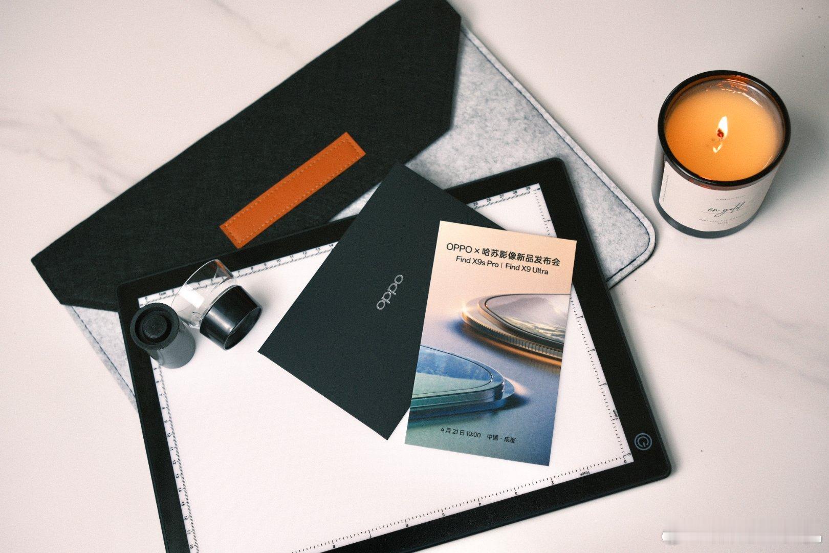 昨天刚收到OPPO✘哈苏影像新品邀请函，拆开快递直接惊了，居然是完整胶片观片套装