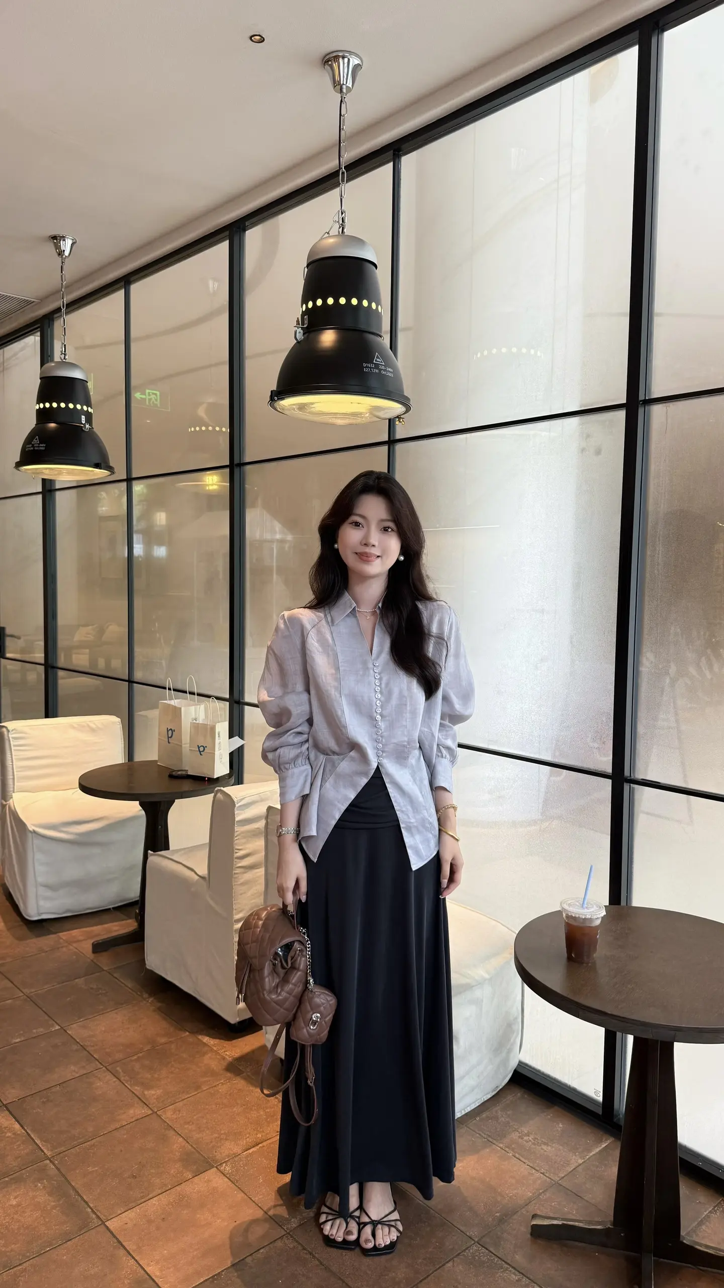 上班只为下班 下班只为上班 哪有什么一寸光阴一寸金 一百多块钱就能买我的一天