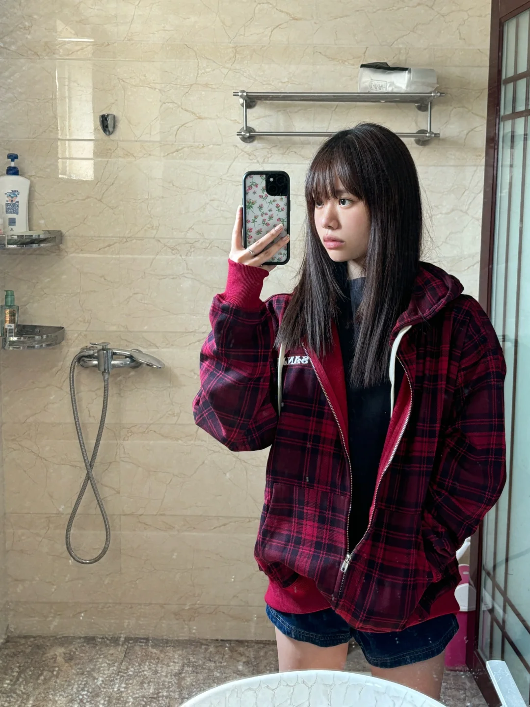 红格女孩