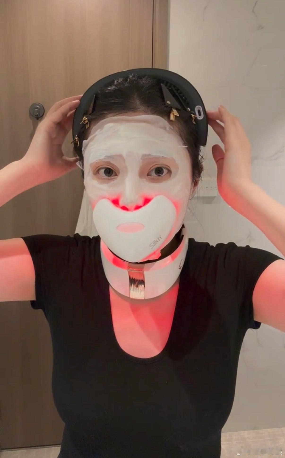 徐冬冬深夜护肤vlog回到娘家，不用赶行程，终于可以慢下来。徐冬冬深夜护肤vlo