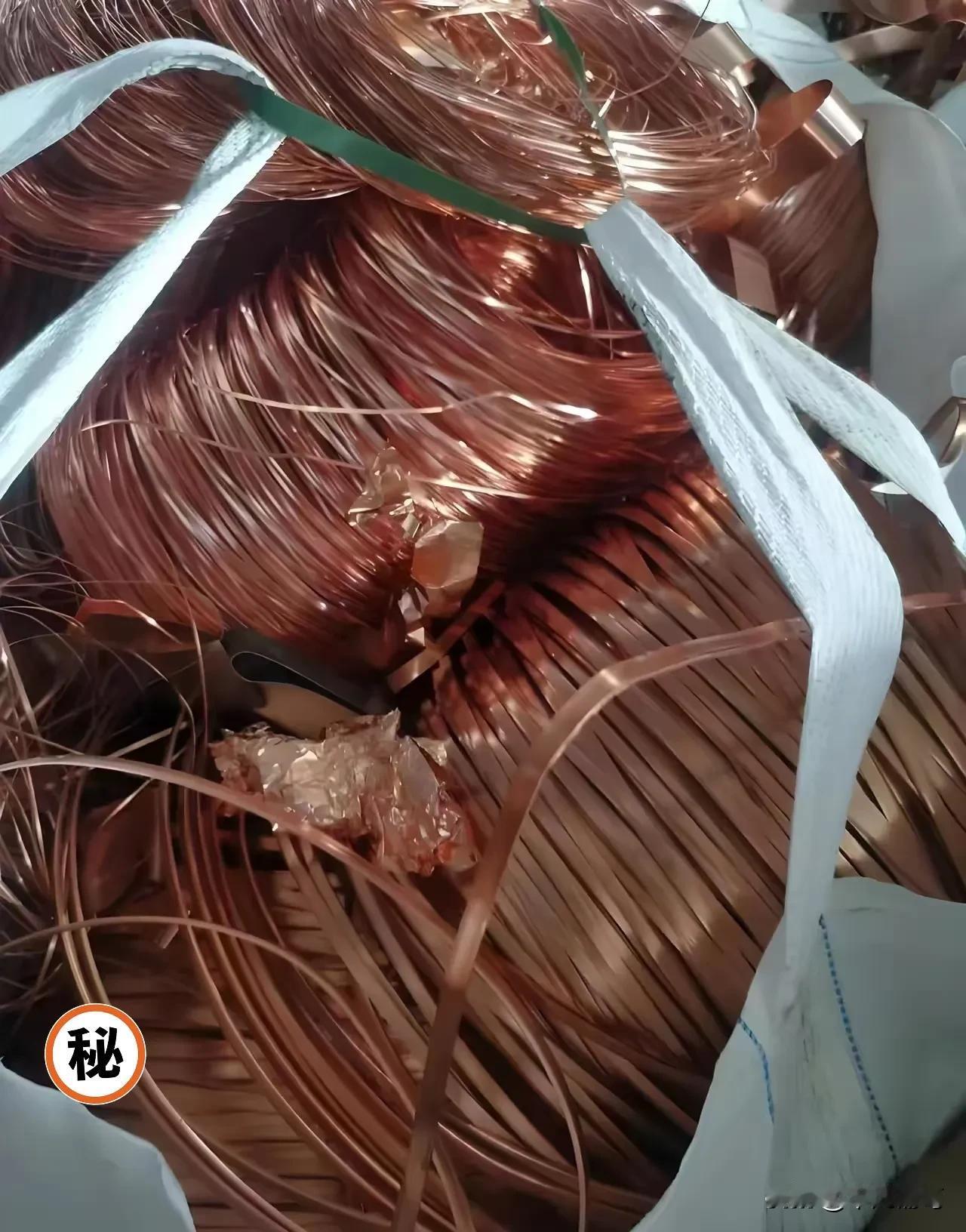 就在刚刚
美联储主席宣布了
10月15号，美联储主席鲍威尔说这个月美国可能再降息