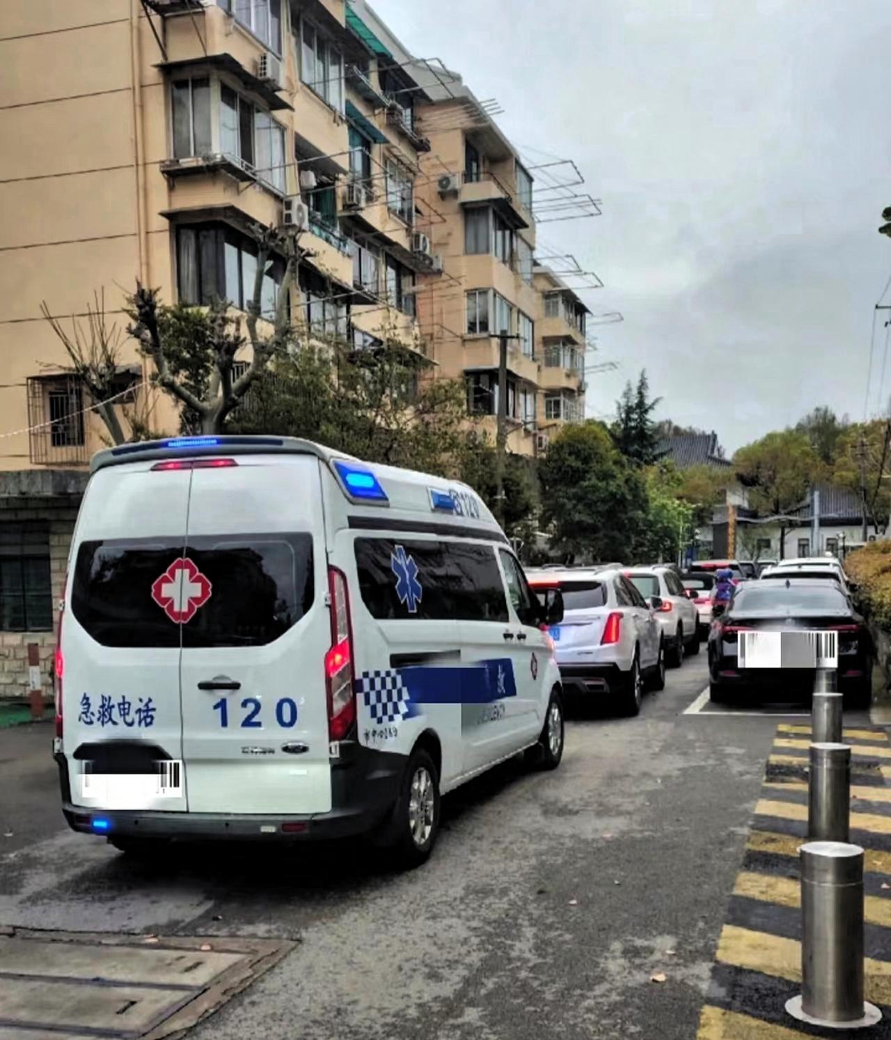 人一定要管住嘴！同小区一周内，两个年轻人不幸离世，一个26岁，一个31岁，两人都