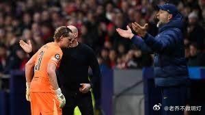 欧冠1/8决赛首回合战罢，英超6队无一胜绩。“世界第一联赛”支持者原本以为，托特