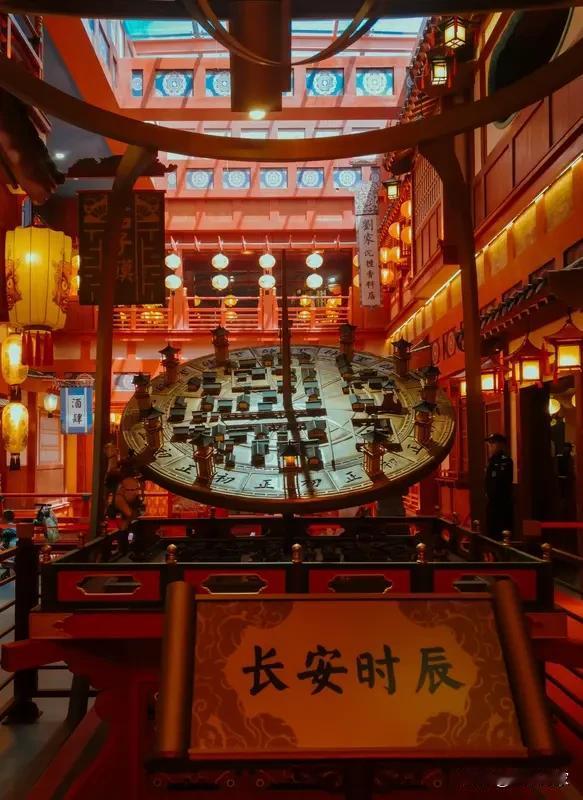 成毅新剧《长安二十四计》开播就被吐槽，真是让人意外。这剧官宣时，成毅和刘奕君的组