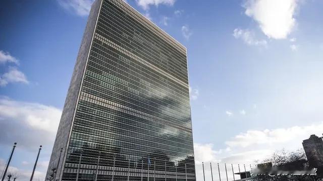 联合国秘书长副发言人法尔汉·哈克表示，联合国秘书长古特雷斯呼吁美国、俄罗斯及其他