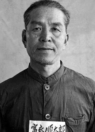 无论是中国的导弹，还是中国的航母，日本都不怕。日本怕的只有两点，一是中国的继续加