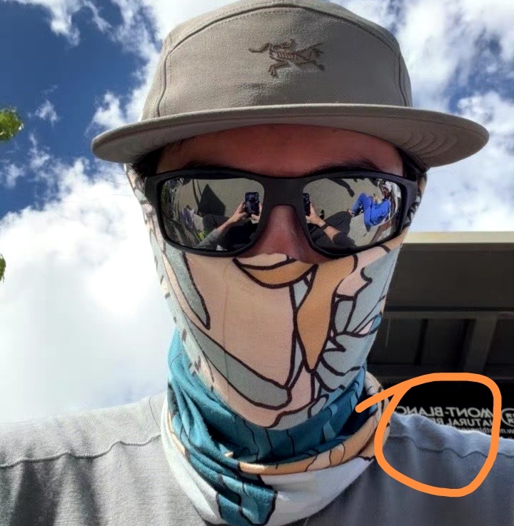 宝贝其实想炫耀去爬了阿尔卑斯山脉的勃朗峰，是西欧最高峰，但粉丝n+1次介不到[笑