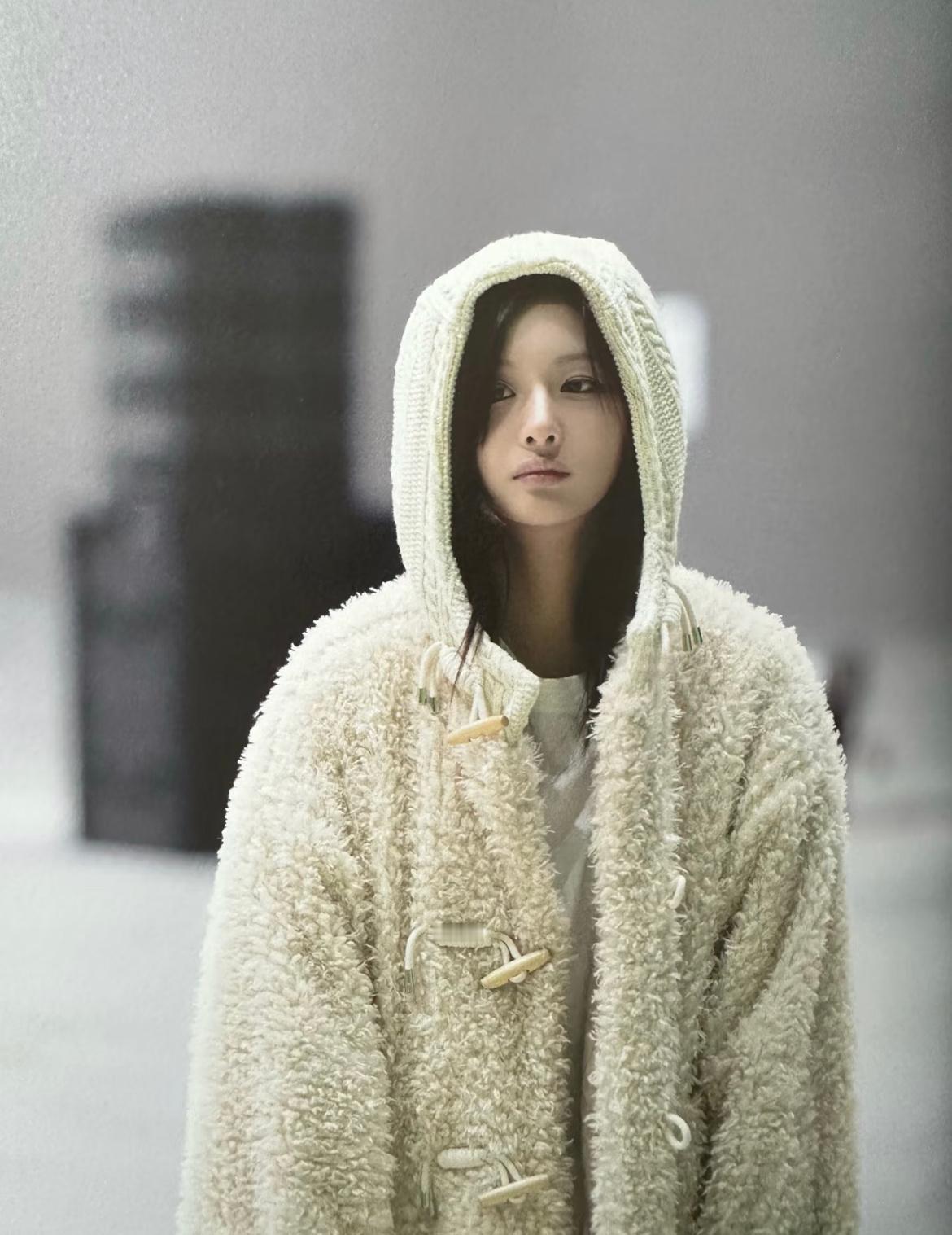好渴爱…像一只刚结束冬眠的小白熊ᶘ ᵒᴥᵒᶅ ​​​