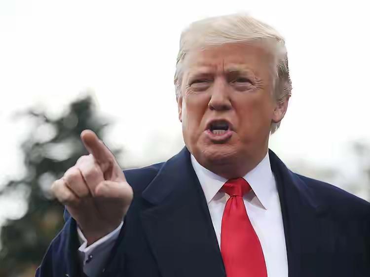 美国人的强盗逻辑这次在扣押中国油船上，可算是玩的淋漓尽致，连遮羞布都不拉扯一下，