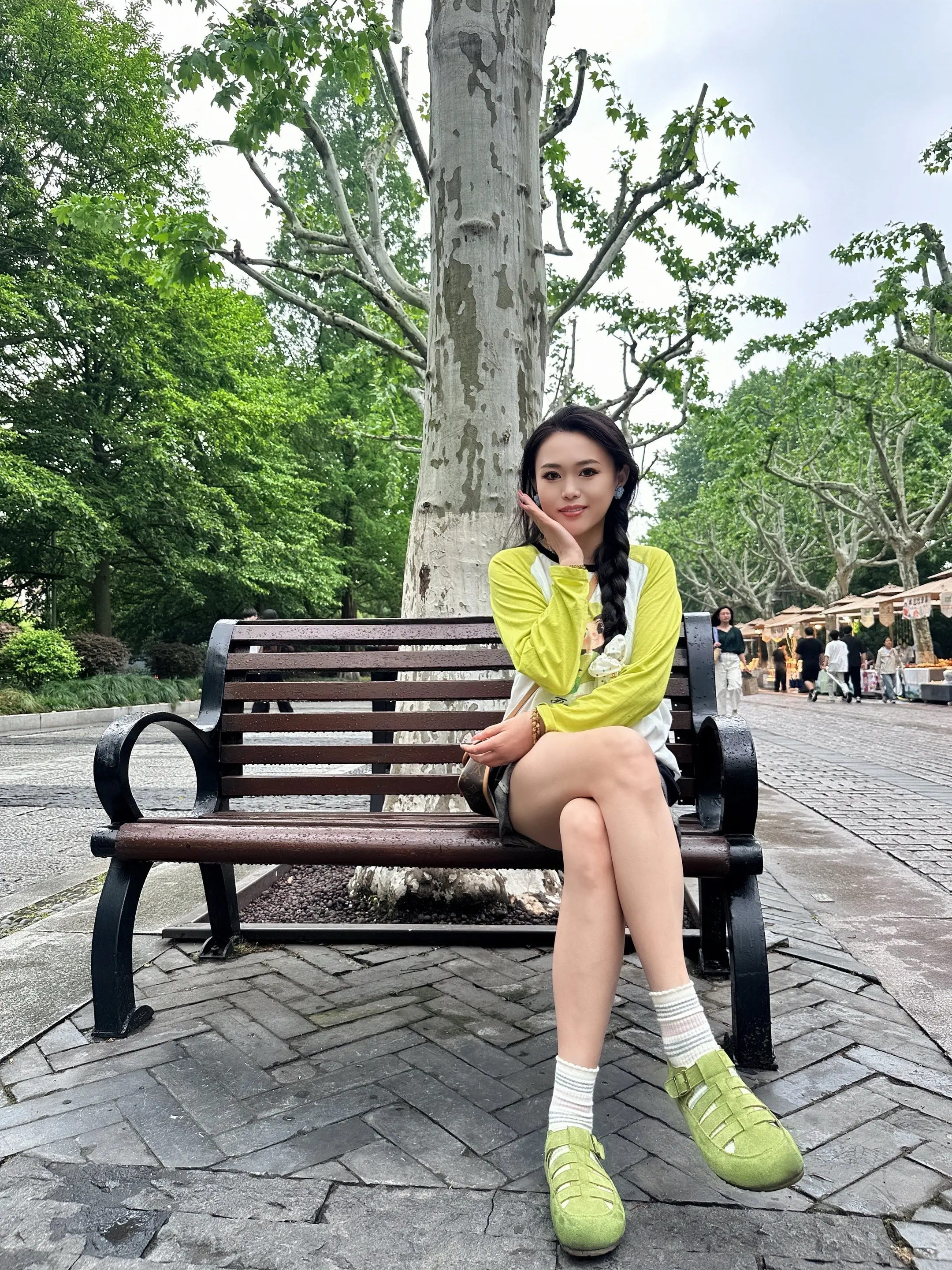 1点半活动。我自己的事我自己说，别人说的我不放心。