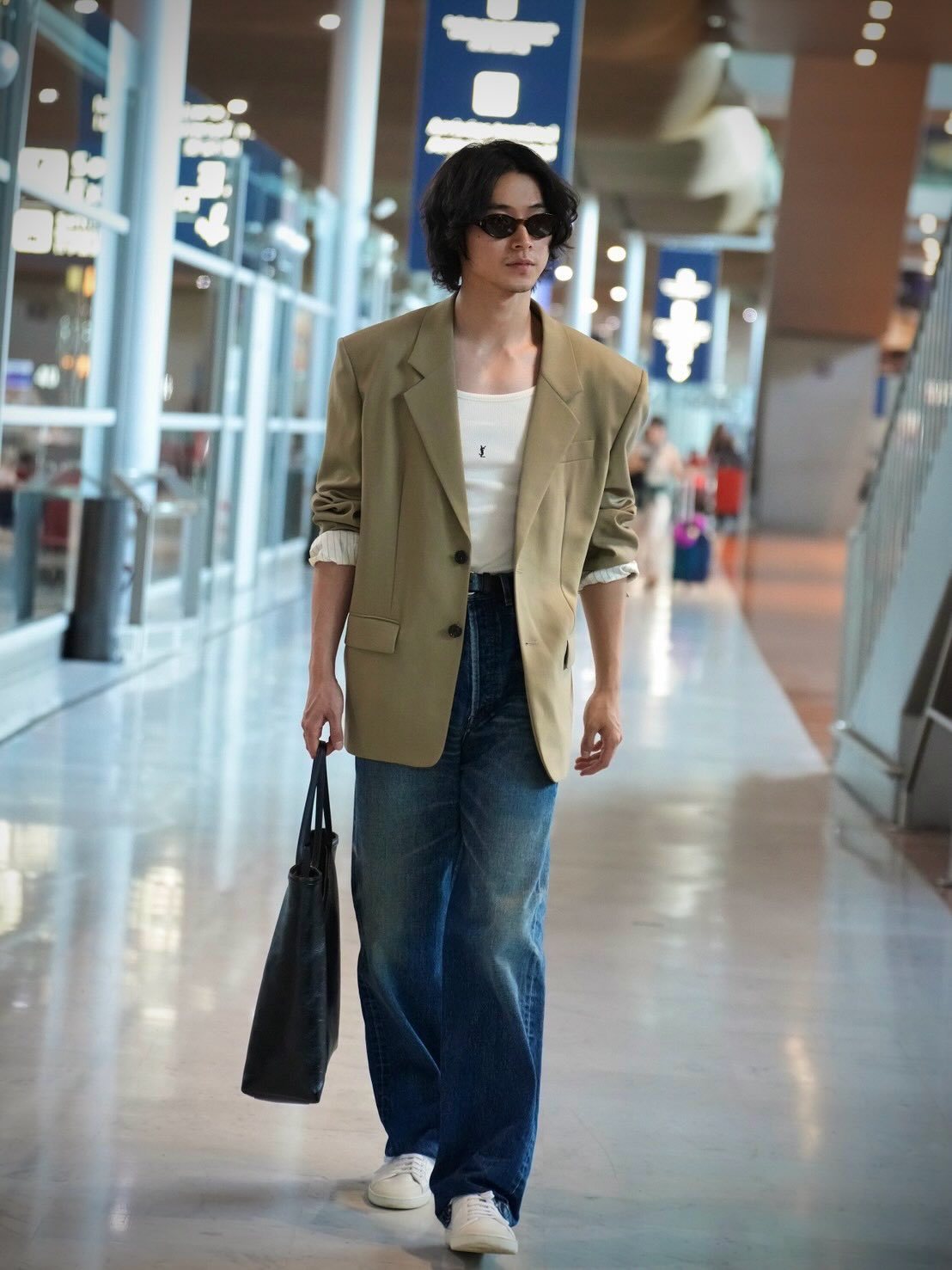 【ins】山崎贤人 更新啦Bon vivantYSL