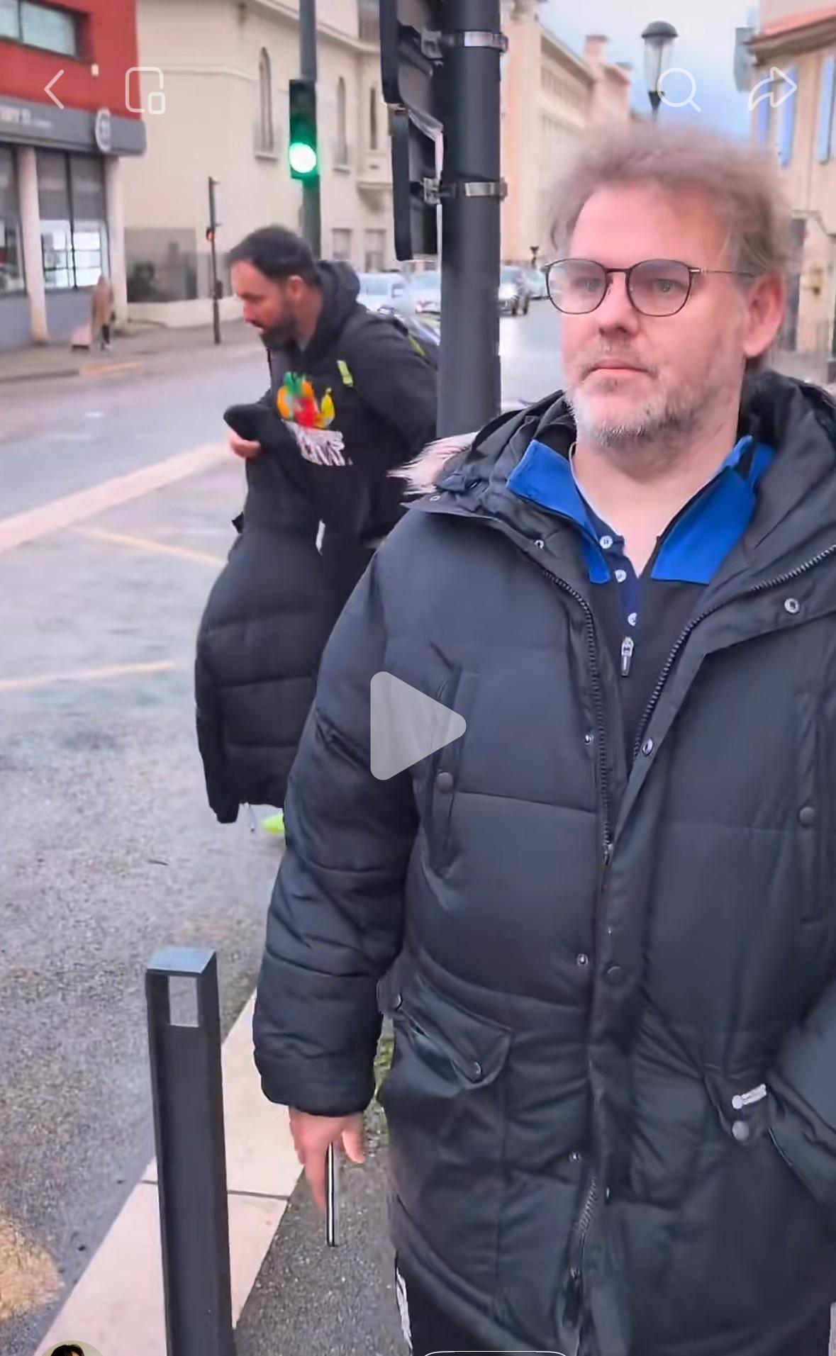 侯英超主播从没苦硬吃的欧冠回来了——勒布伦爸爸送行
1月21日侯英超主播从欧冠回