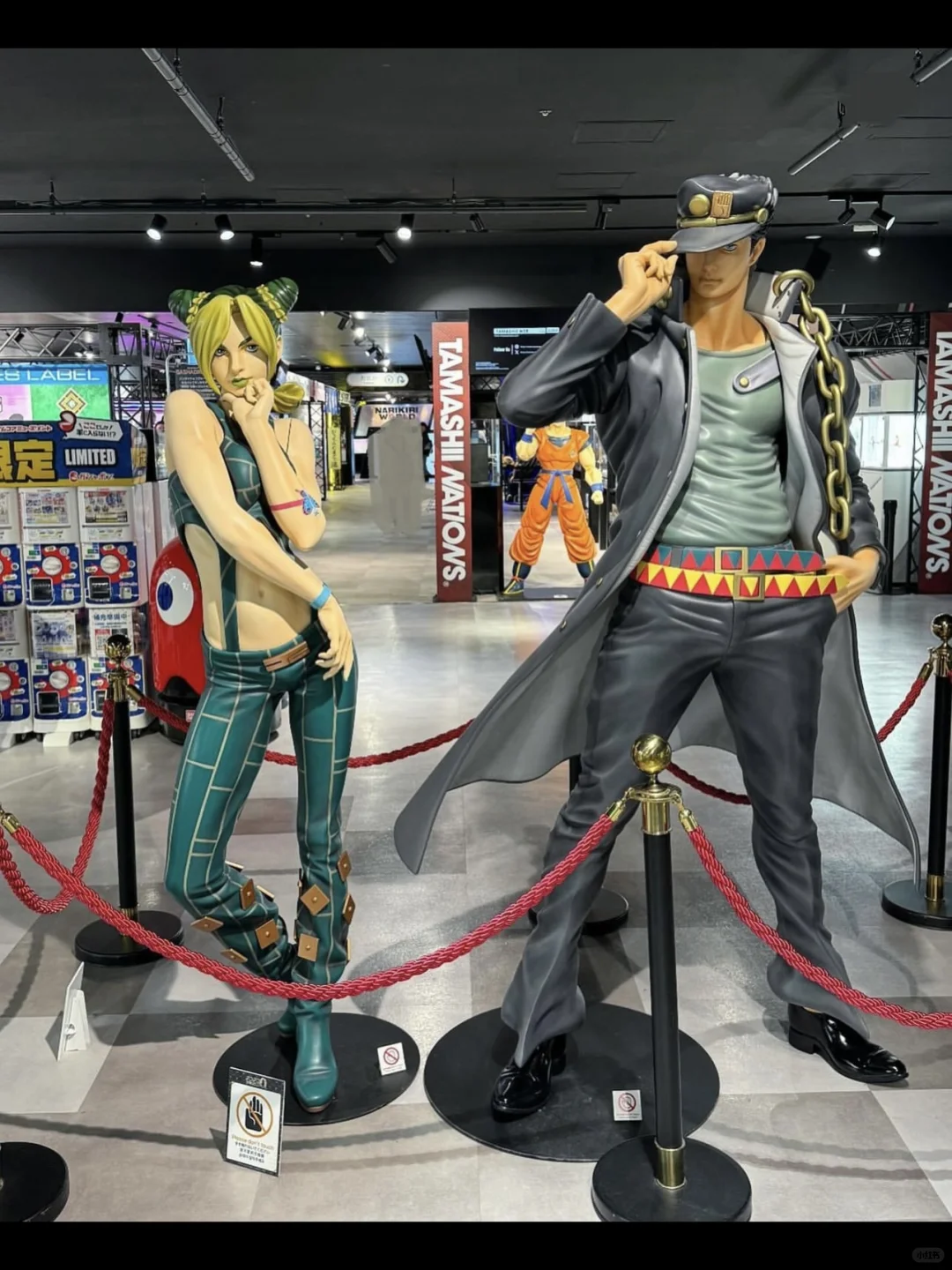 池袋等身大的空条承太郎&空条徐伦，JO厨大喜
