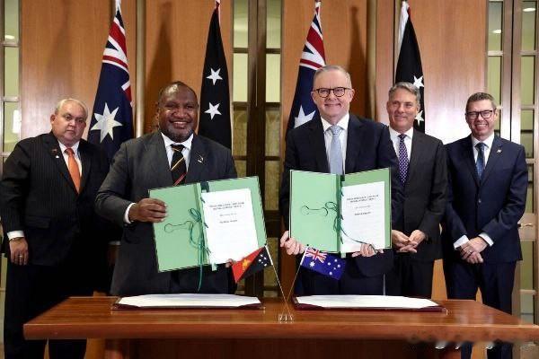 🇦🇺🇵🇬 澳大利亚与巴布亚新几内亚签署军事条约

10月6日，澳大利亚总