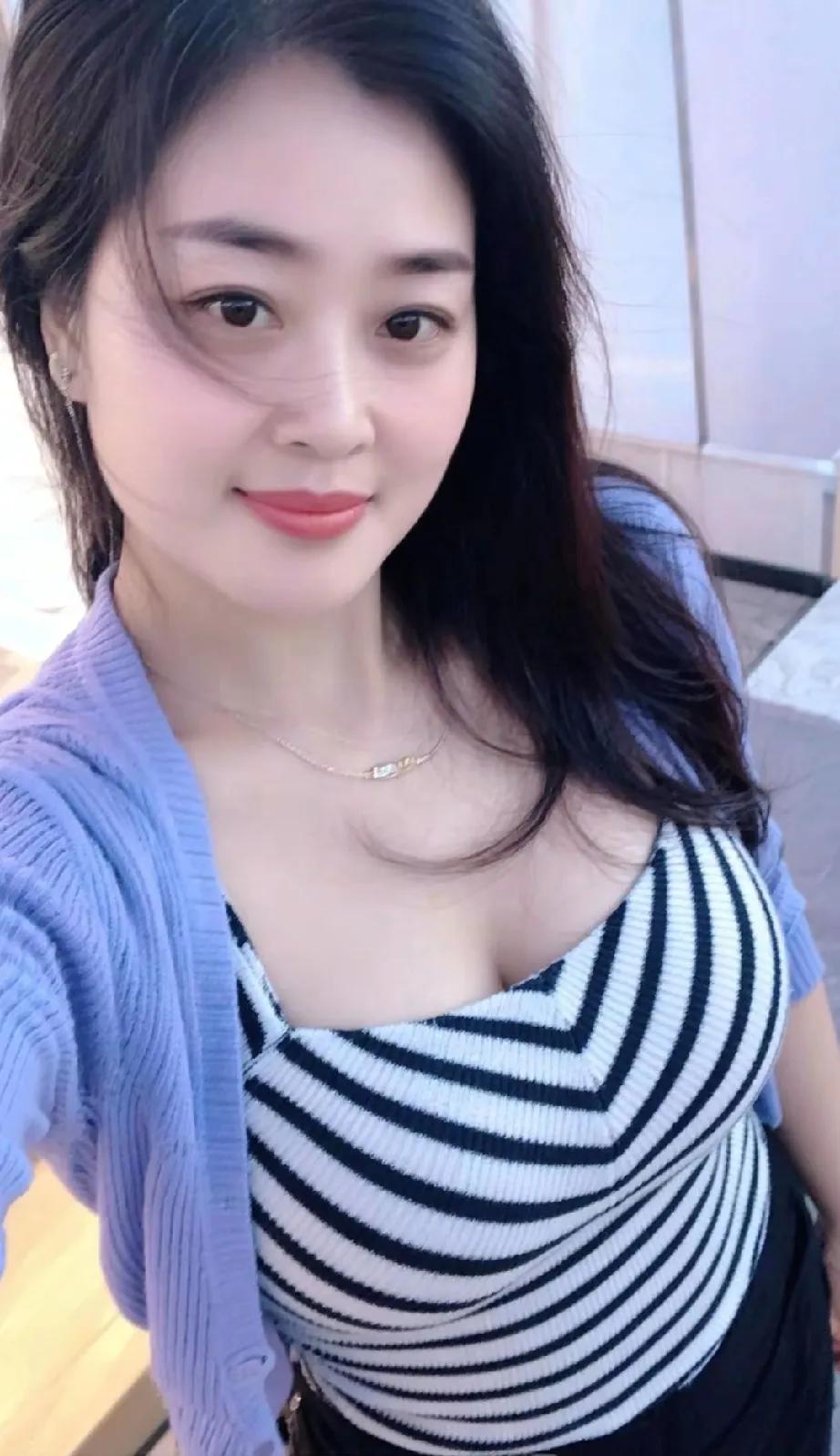 92年
34岁
人到中年
你会慢慢觉醒

别想太多
好好生活
日子
一天比一天少