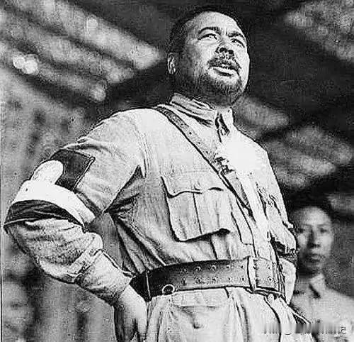 冯玉祥，这位在中国近代军事史上留下深刻印记的将领，以其果敢坚毅的性格和雷厉风行的