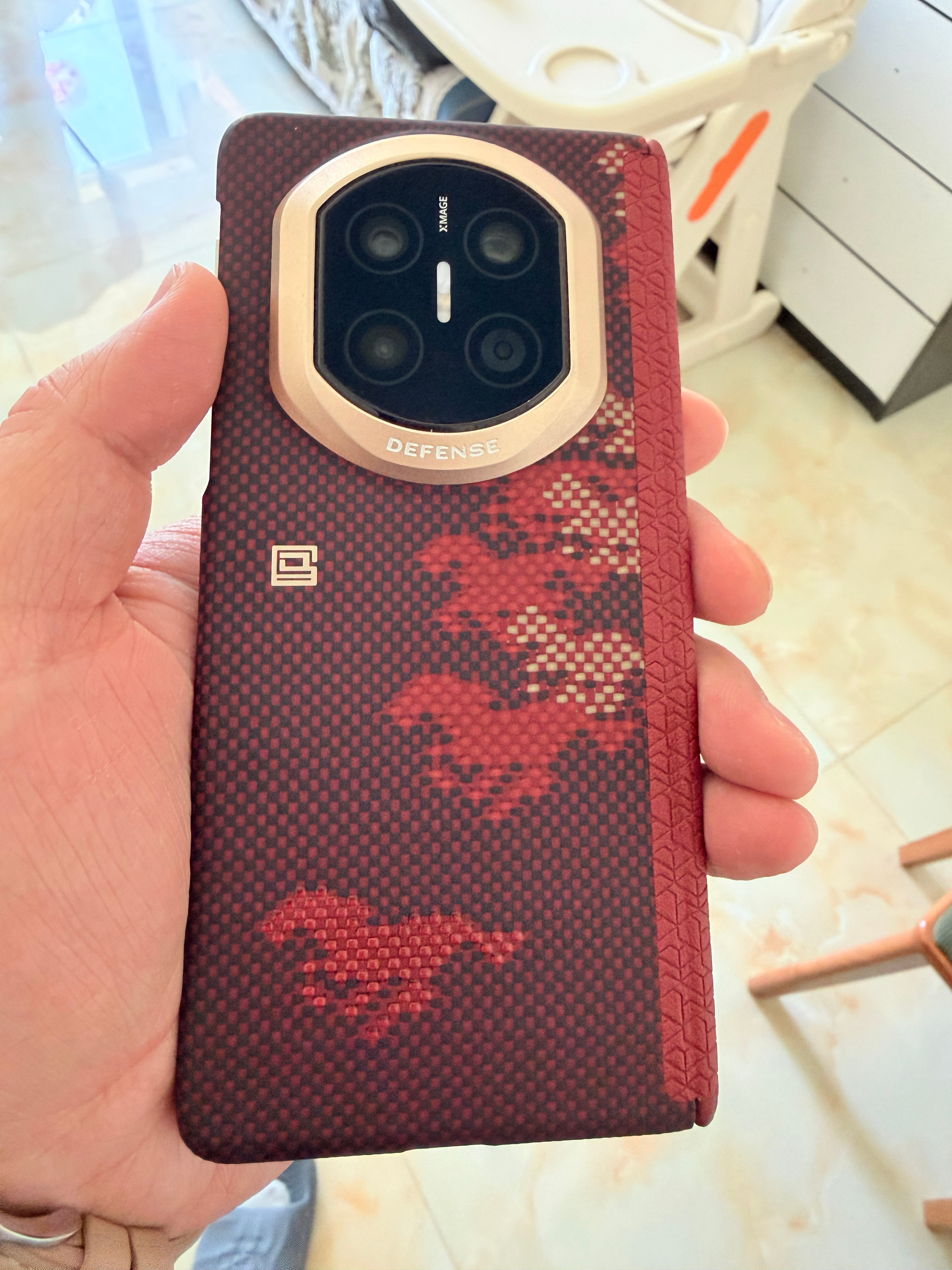 手机壳比手机还贵这个也要分品牌型号了吧？不能盲目去定义这个问题 