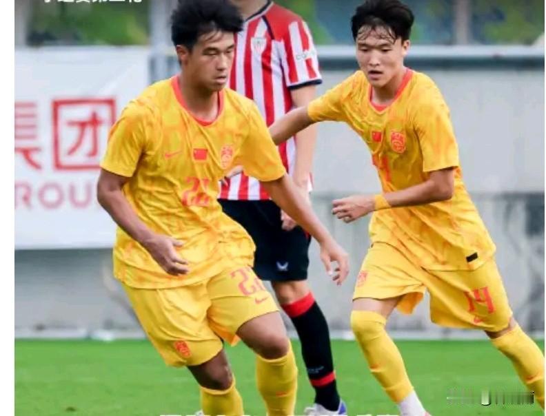 从上海明日之星杯邝兆镭状态日益低迷，以及三位新人冒出看看，U17国足主力阵容将会