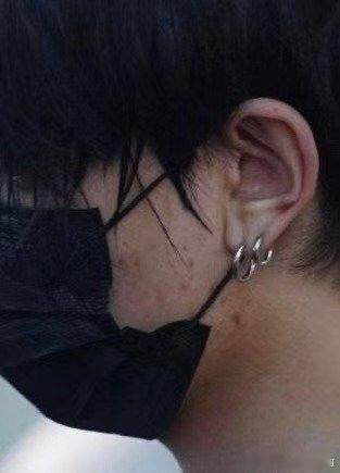 到底是咚咚咚还是痘痘痘啊 ​​​