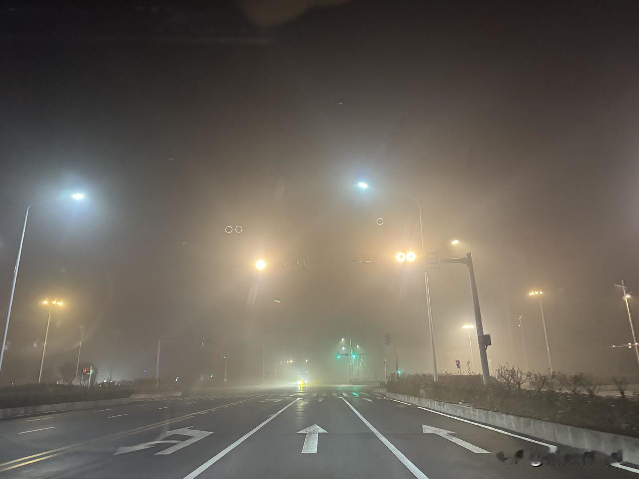 今天是周日，全国很多马拉松都开赛了。
我比较关心的是无锡马拉松、武汉马拉松还有安