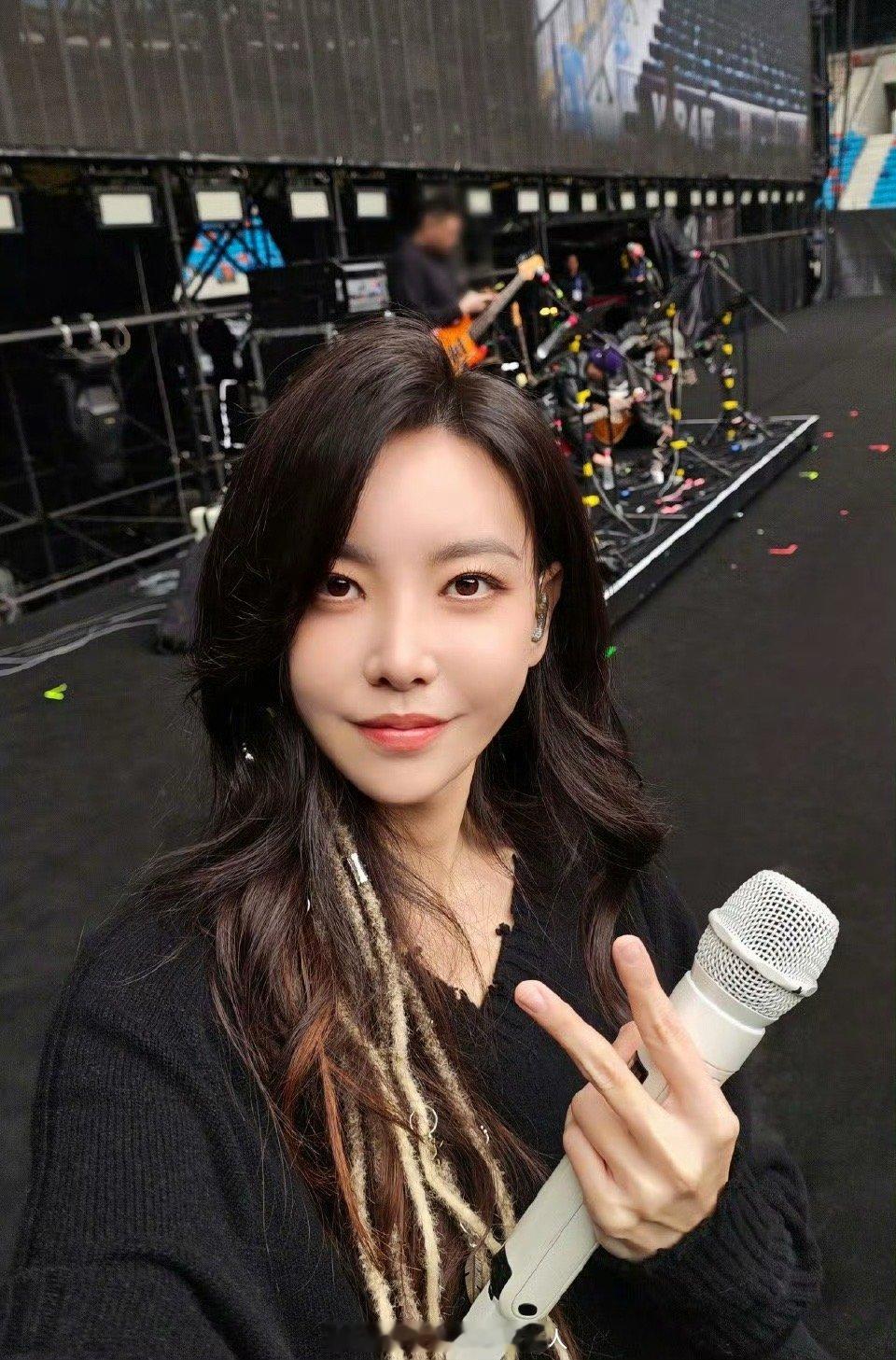 于文文 除了健康什么都不是你的确实！要注意身体啊姐姐