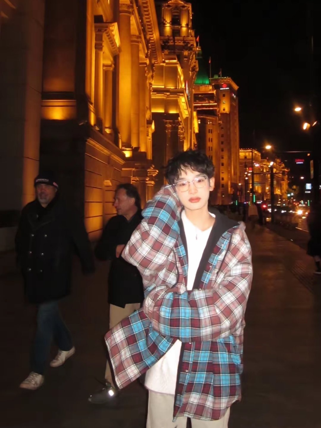 钟美美上了鲁豫播客 欢迎来到成年人的世界。鲁豫与钟美美深度畅谈六年心路历程，关于
