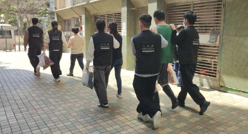 香港入境事务处于3月6日至12日，在全港多区打击非法劳工，包括「曙光行动」、联同