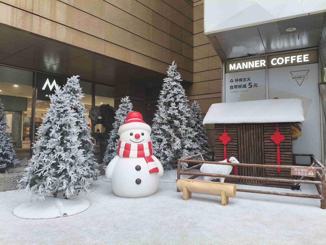 2026.01.20
——深耕，复盘

今天上午行情集体下跌调整沪指跌0.3%，