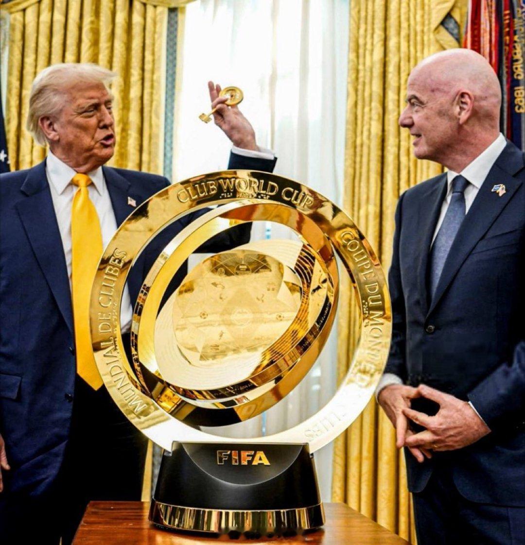 2025世俱杯 🇺🇸🏆 美国总统唐纳德-特朗普将出席大都会人寿体育场举行的