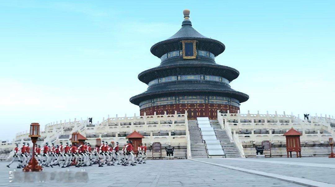 宇树给机器人在天坛前表演的视频标注了一句“实拍非AI生成”不知道应该夸机器人发展