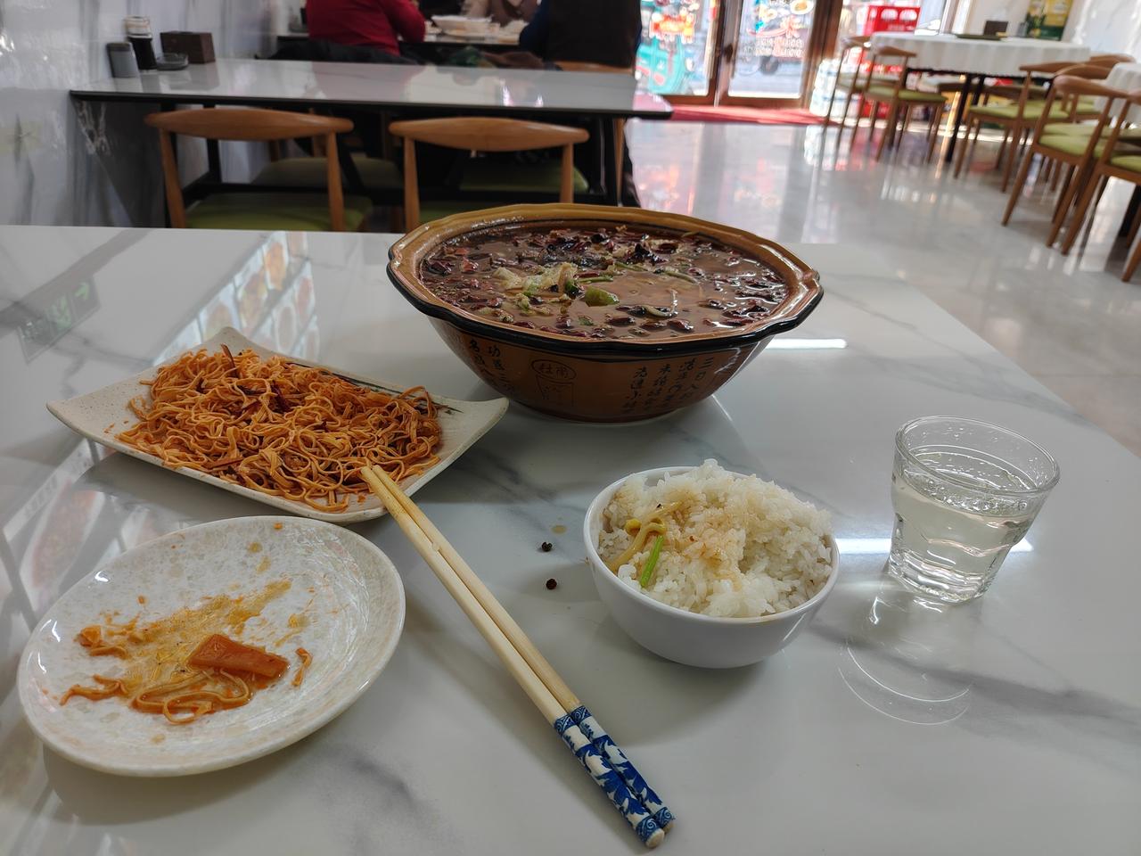 冬日生活打卡季 冬天的餐桌上总有各种让人满足的美食。我今儿吃的这菜，可太有特色了