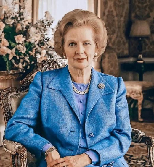 [太阳]撒切尔夫人评价苏联社会主义制度，苏联所谓的社会主义，实际上是另一种形式的