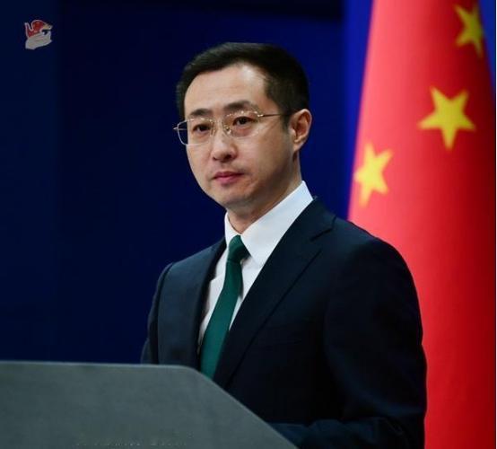 中立且克制！中国外交部5月 6日回应，为的是两名在乌克兰战场上替俄罗斯扛枪、如今