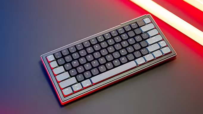 樱桃发布全球首款 8K UWB 游戏键盘 CHERRY XTRFY K63W P