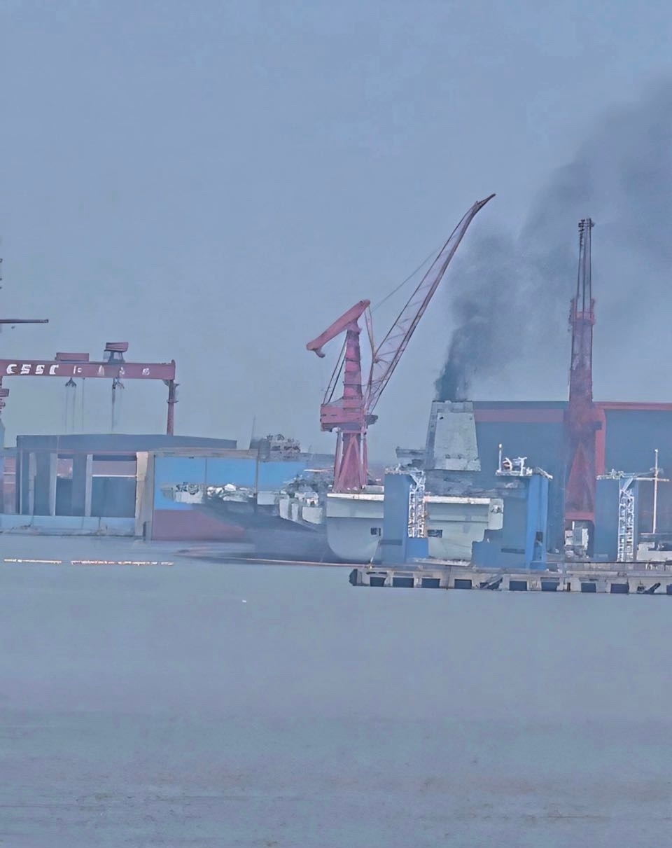 起锅烧油！准备启航 [鼓掌]图源网络烽火问鼎计划 ​​​