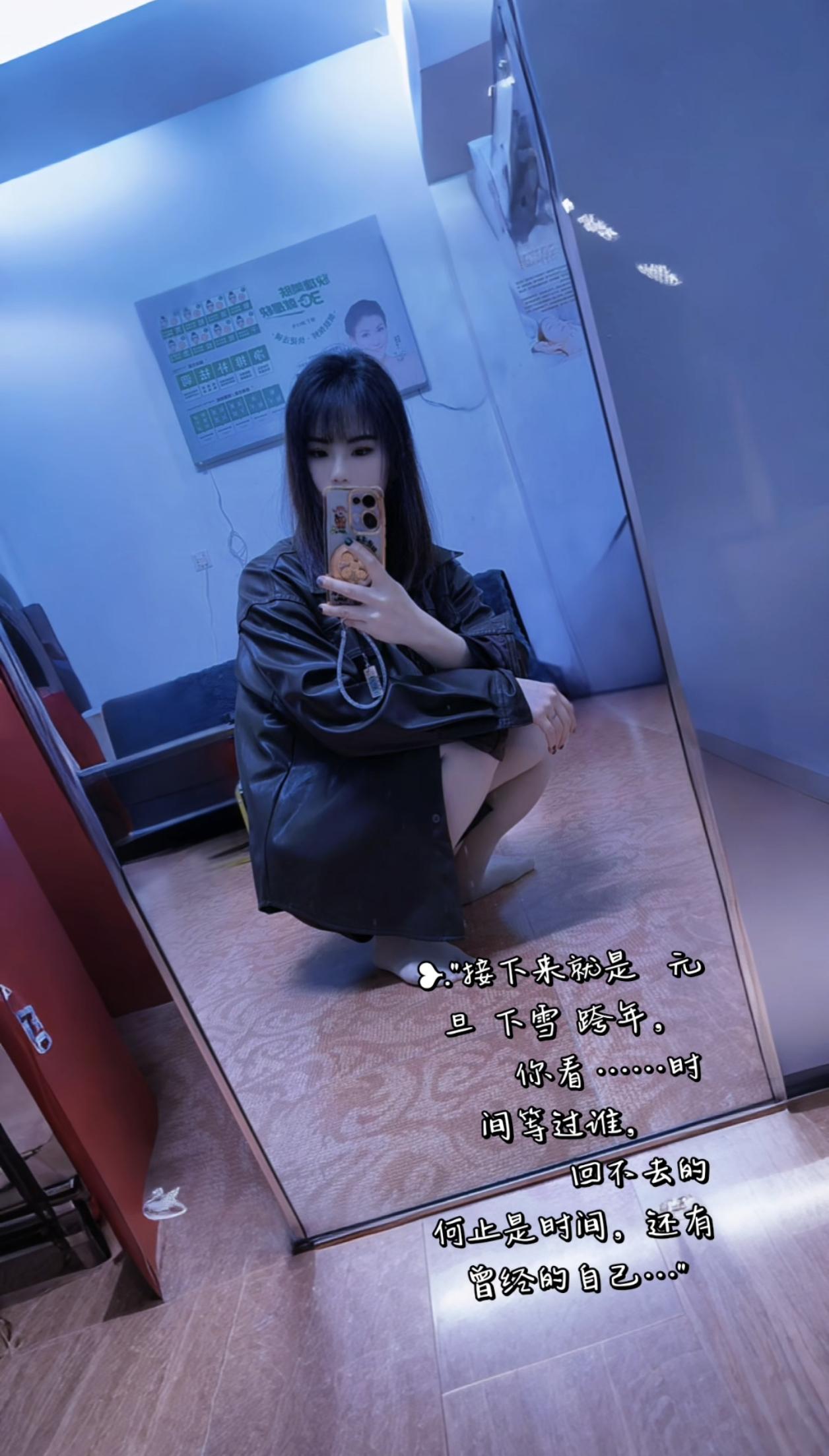 不抱怨生活的苦，也不炫耀拥有的甜，在自己的世界里，安静，自在，不受约束，不用迁就