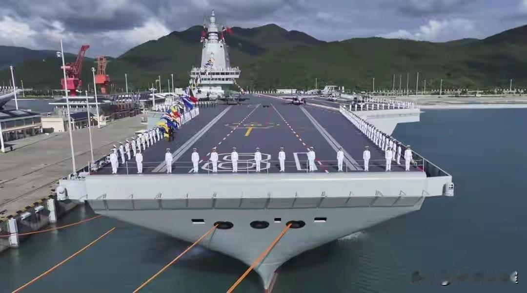 “福建舰”很可能批量建造，但取代航母的未必是新航母