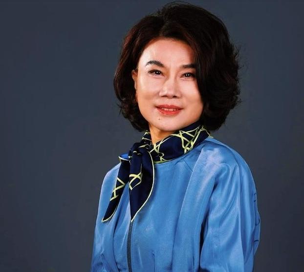 国安部此前披露，打火机、纸巾盒甚至纽扣，都可能被改装成窃听或偷拍设备，再看董明珠