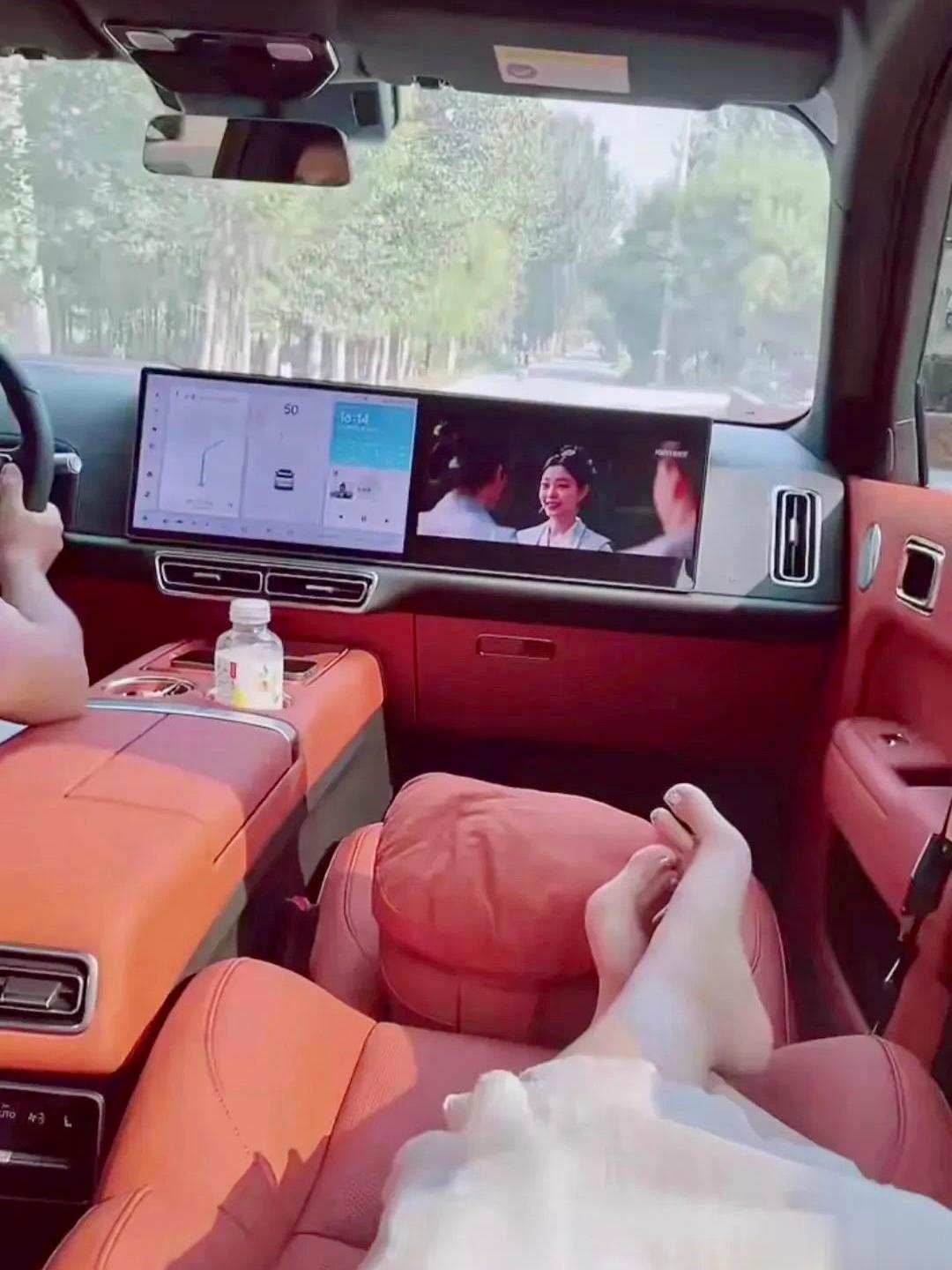 新能源汽车的尽头，难道就是彩电冰箱大沙发吗？ ​​​