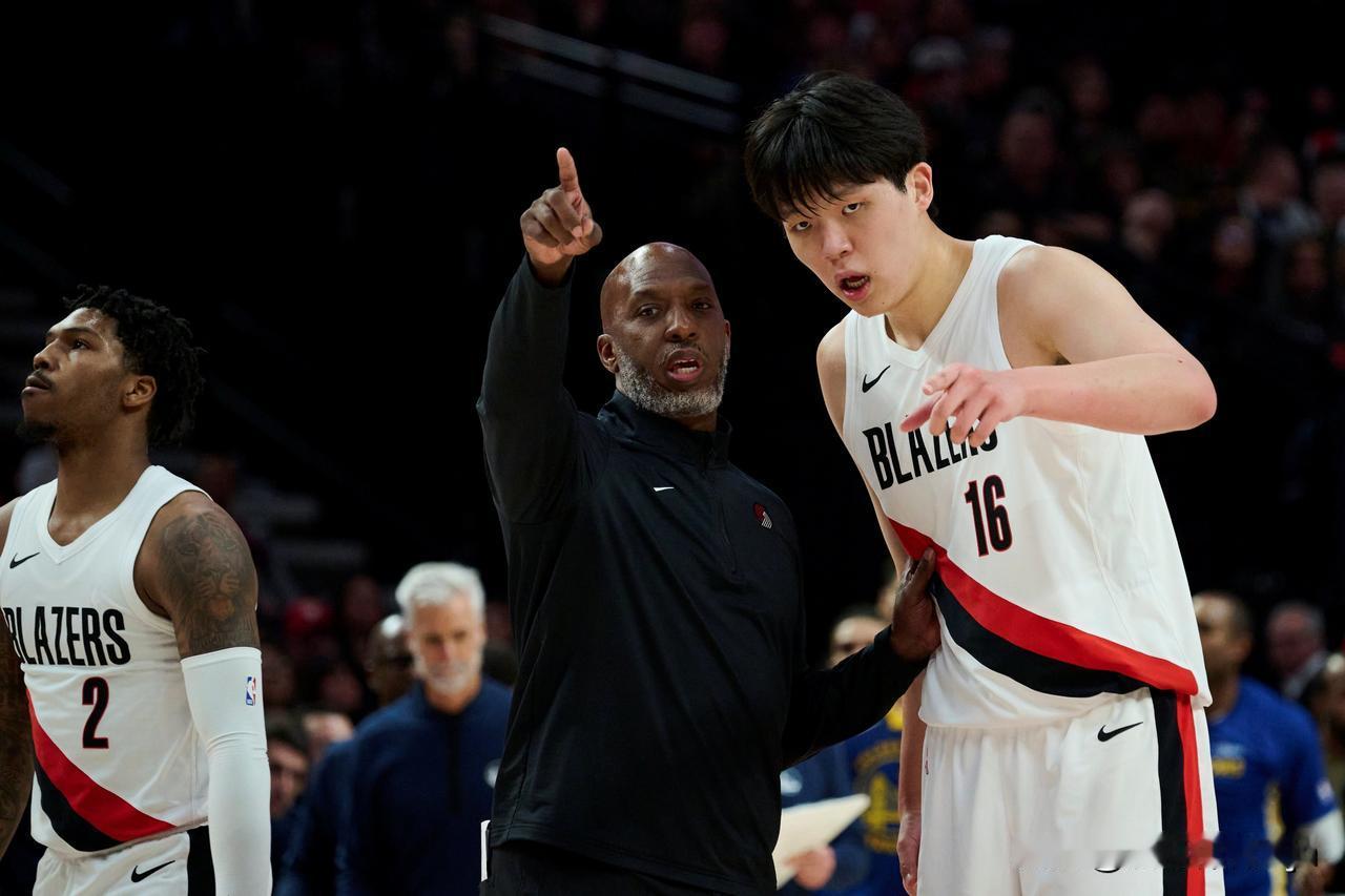 今日中国海外球员消息汇总：

杨瀚森连续6场DNP，反观他的对手发挥很出色，小杨