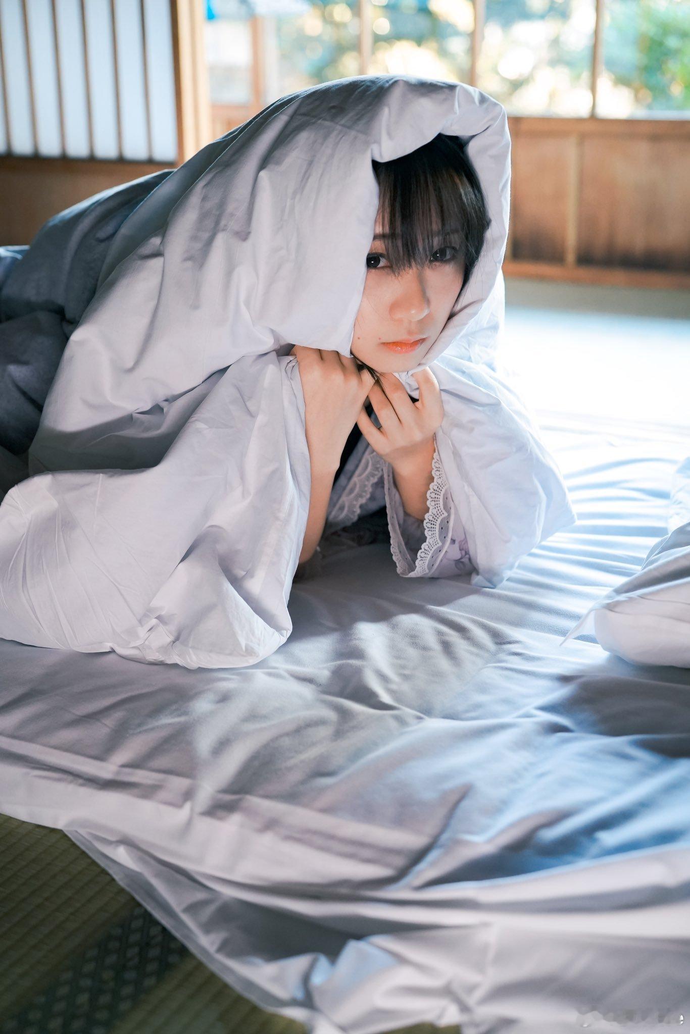 啾一个伊织萌日常分享写真