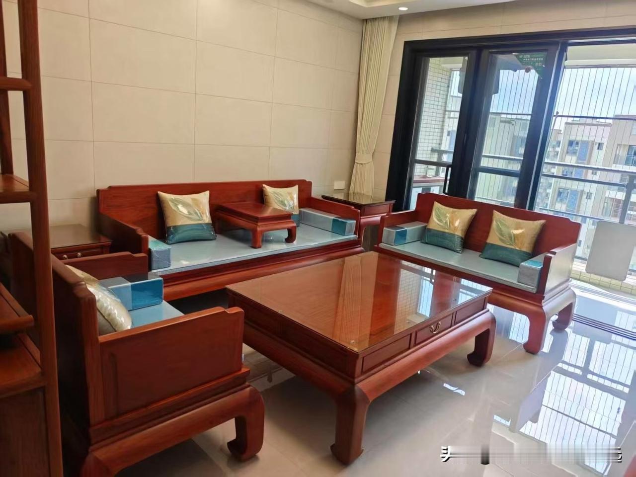 简约不简单，大果紫檀材质

山东菏泽入户，缅花精工产品