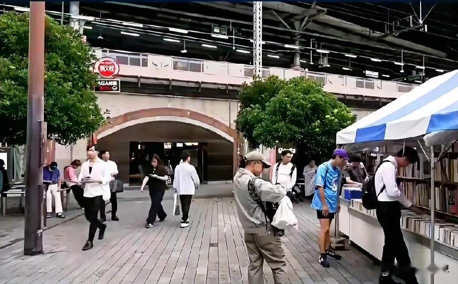 12月22日下午的最新消息，速报，全都不容错过，第三条：高市早苗涉台言论相关民调