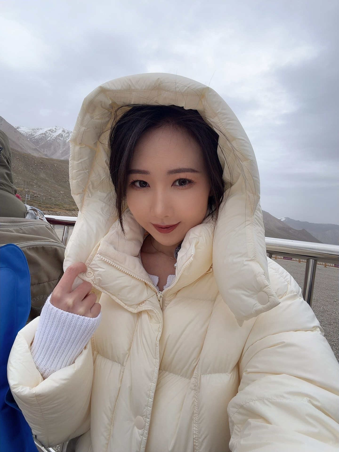 突然空气很稀薄  ​​​